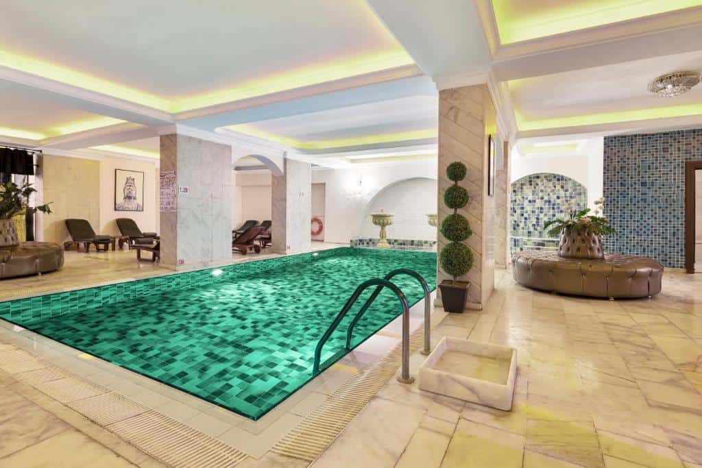 hotel ickale piscine