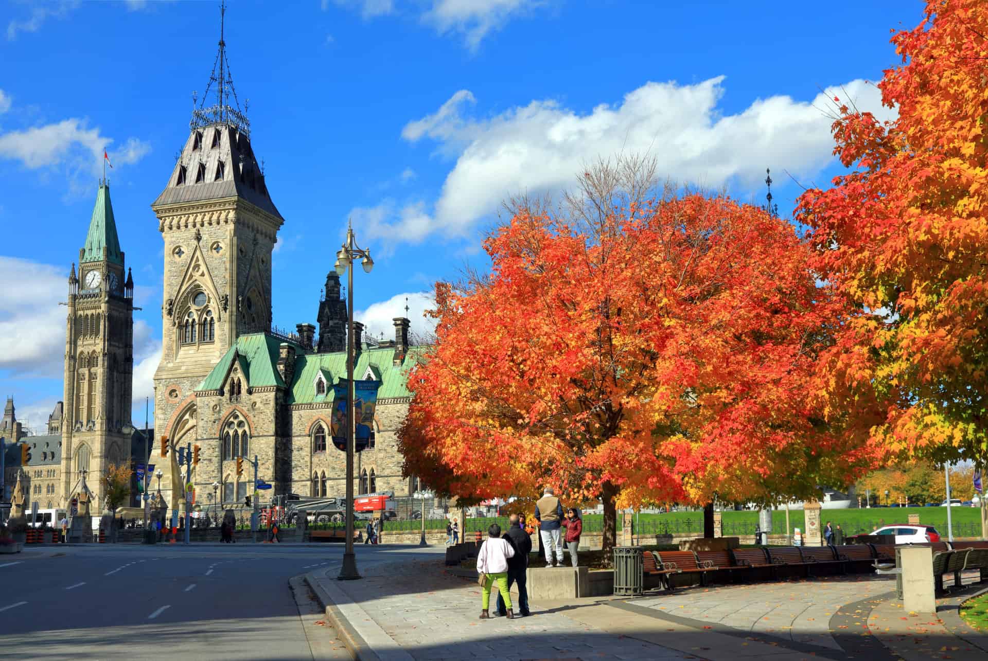 colline du parlement a ottawa