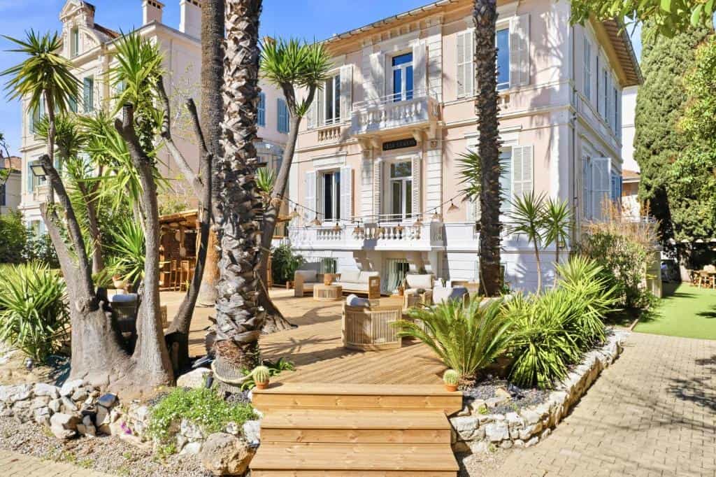 villa claudia hotel