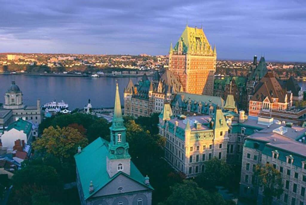 cathedrale anglicane holy trinity quebec en 3 jours