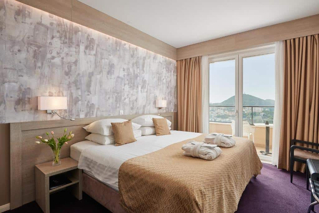 hotel adria