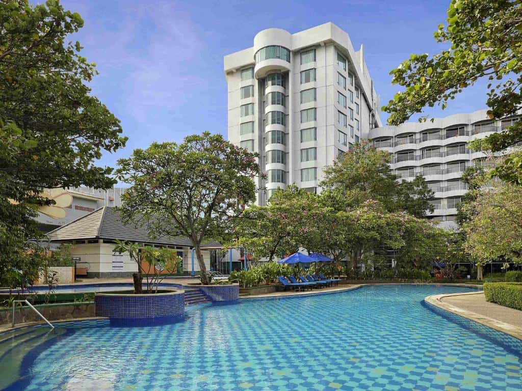 mercure convention center