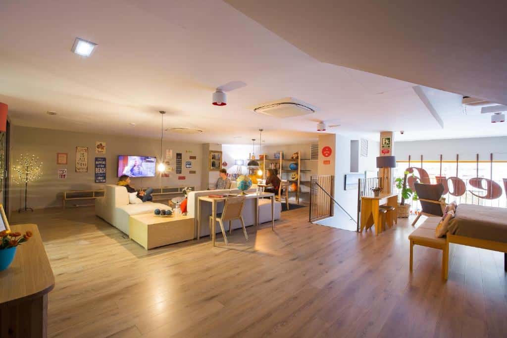 yeah barcelona hostel auberges jeunesse barcelone