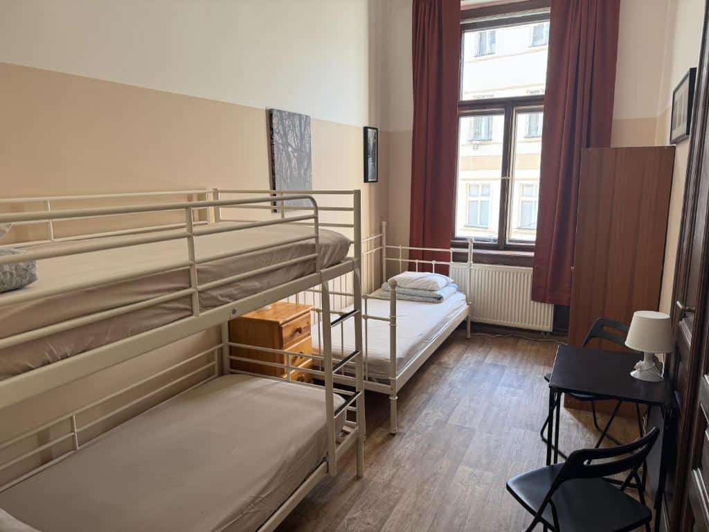 hostel emma